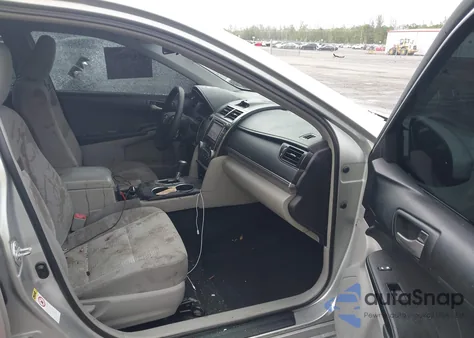 2012 Toyota Camry Le z USA, uszkodzony, nr VIN 4T1BF1FK3CU047697